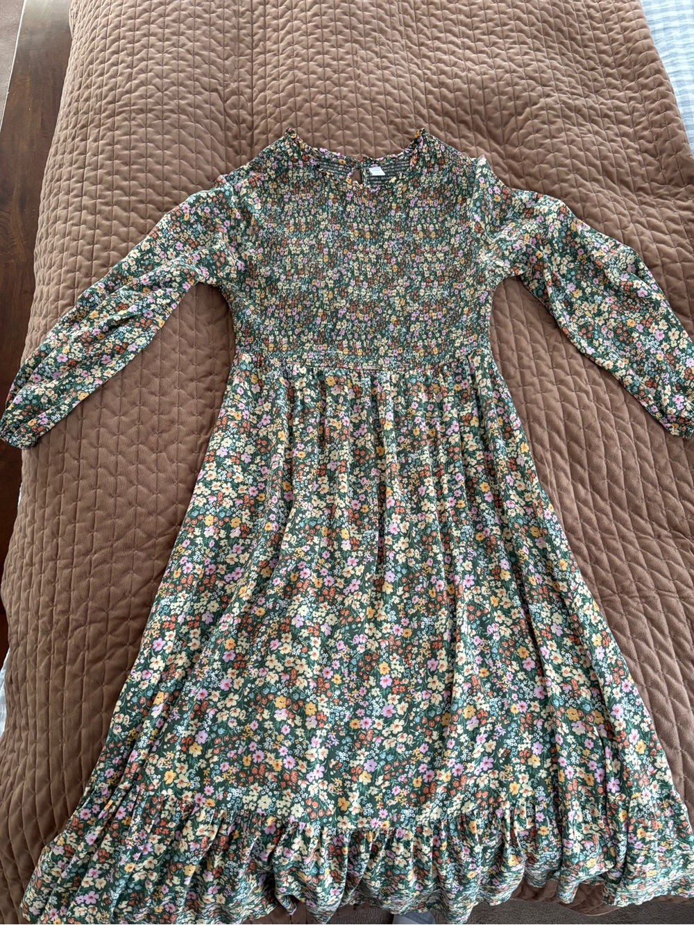Old Navy Green Floral Smocked Long-Sleeve Midi Dress